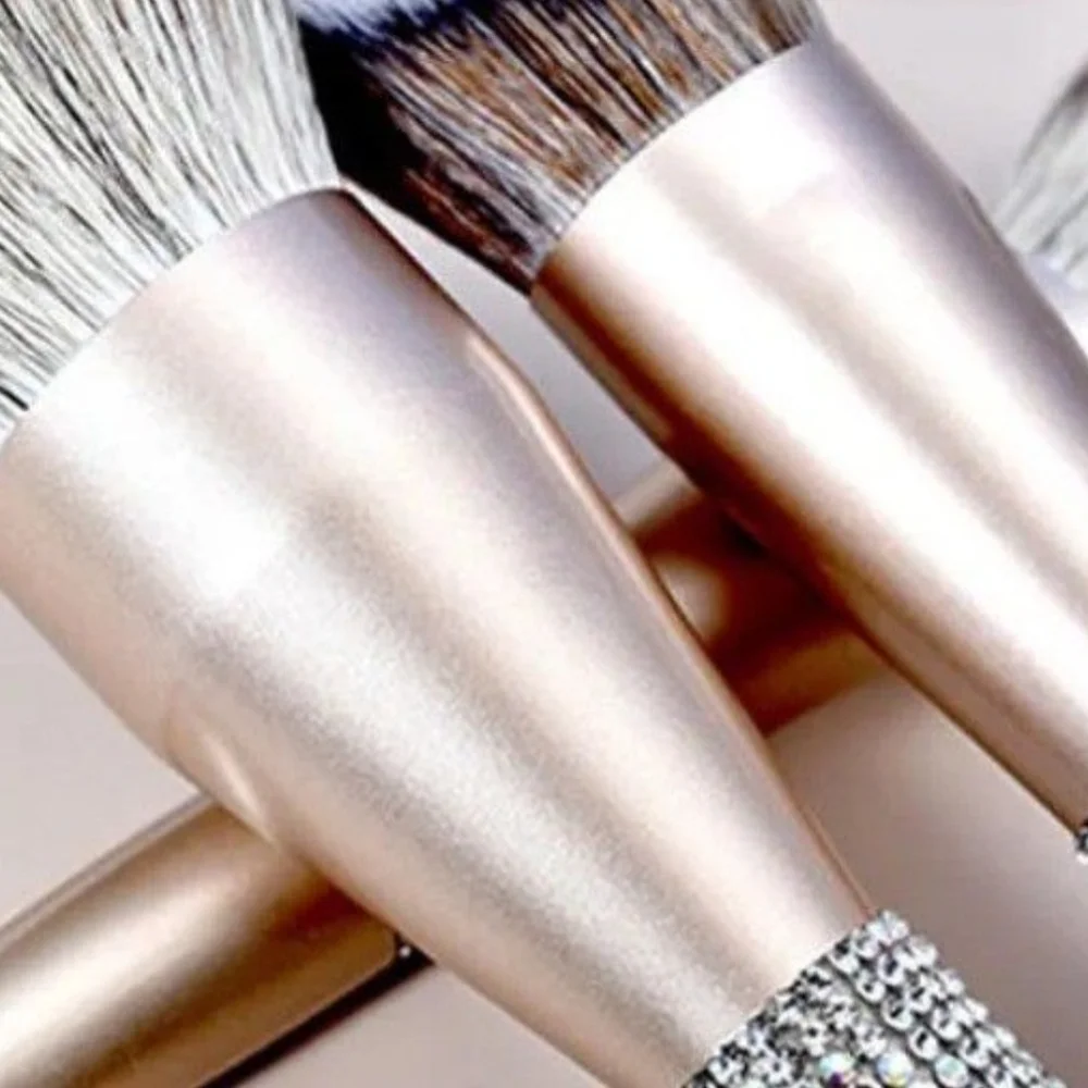 Luxurious Silver Makeup Brush Set..